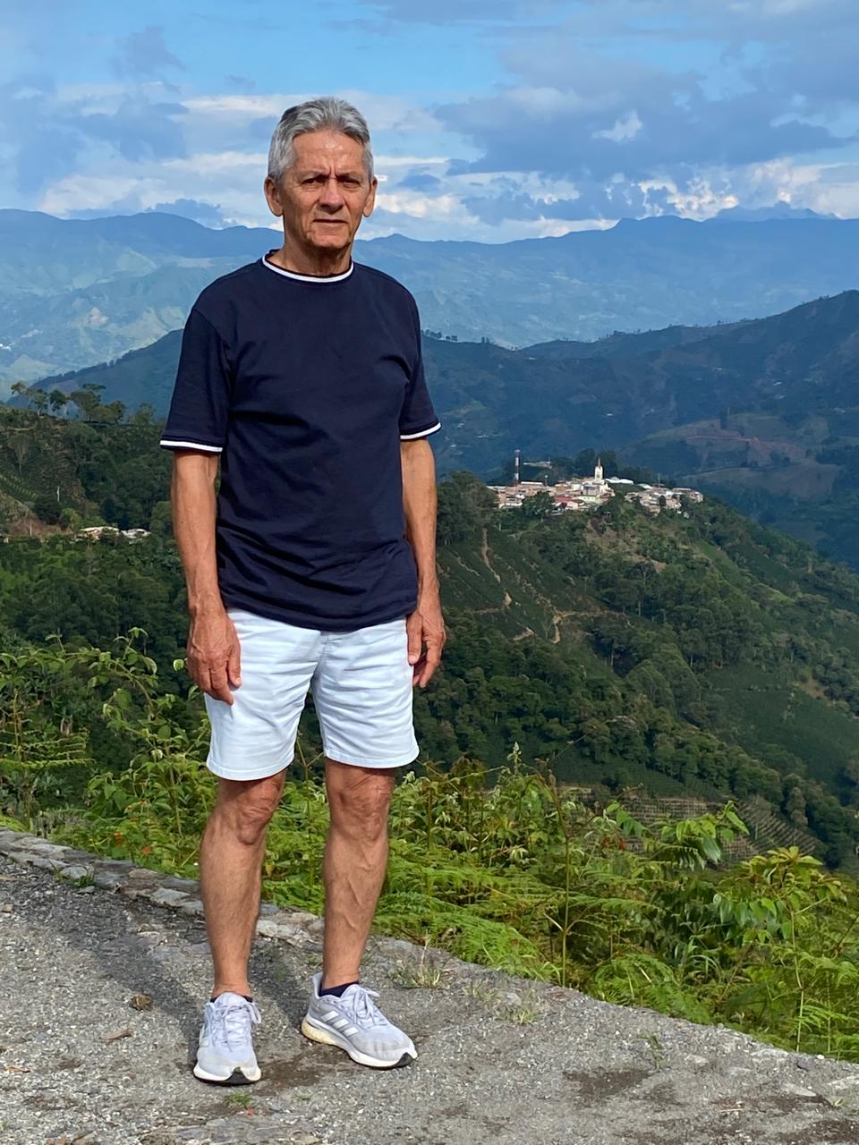Francisco León Valencia — cofundador de Vivir Más Seguros